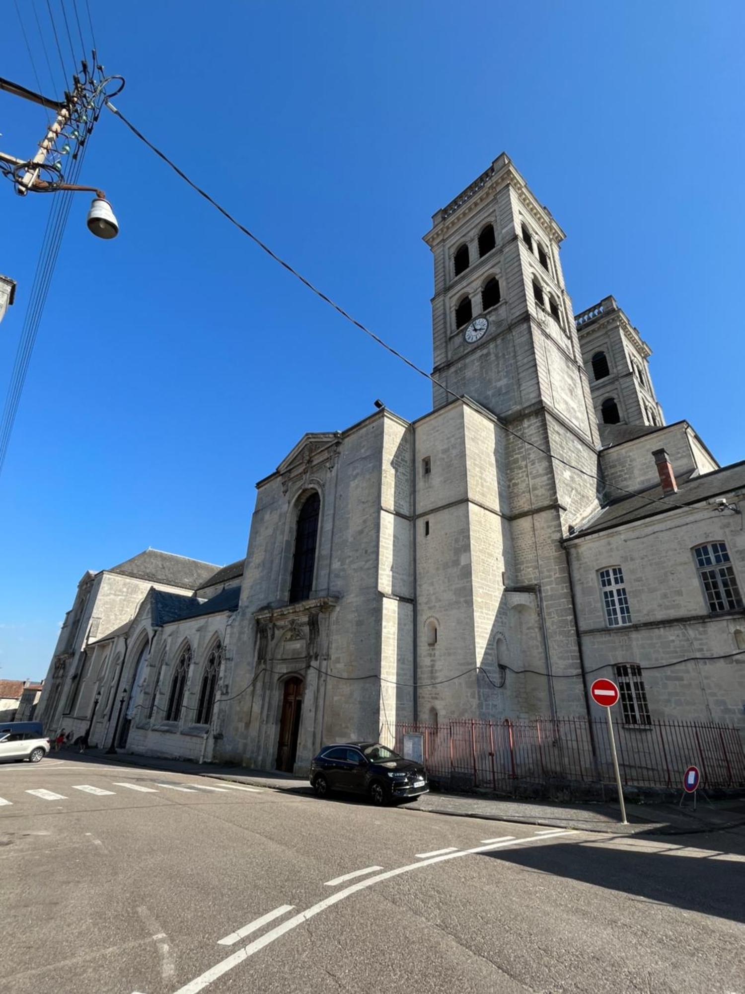 La Cour Du Prince Verdun-sur-Meuse Exteriér fotografie